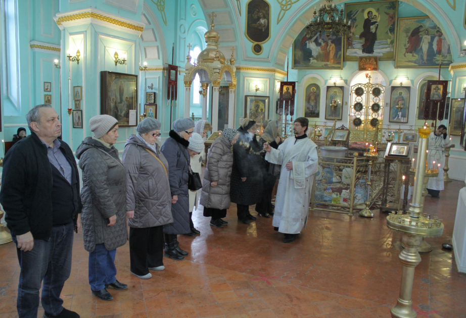 В церкви Александра Невского в Гяндже прошло крещенское богослужение