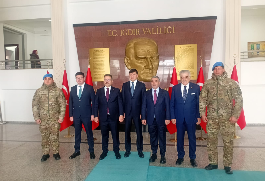 Komitə sədri İqdır valisi ilə görüşüb