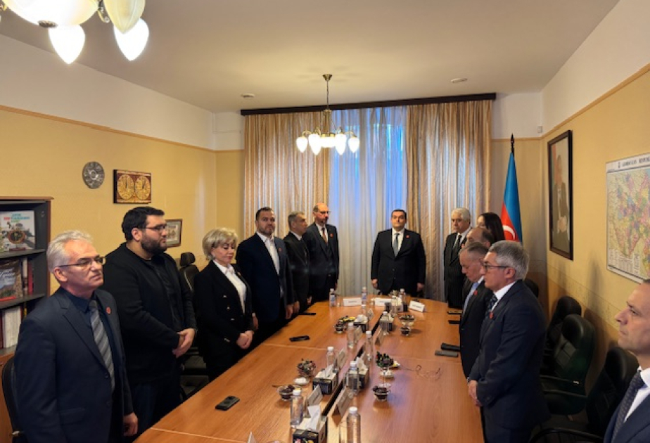 Sankt-Peterburqda 20 Yanvar hadisələrinin ildönümünə həsr olunmuş dəyirmi masa keçirilib