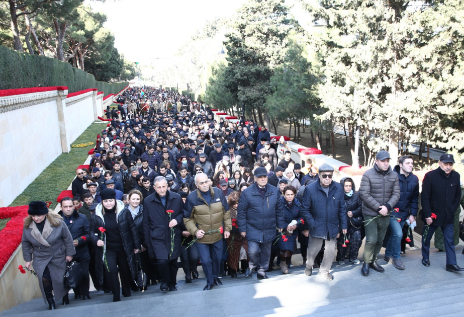 Şəhidlik zirvəsinə ucalan vətən övladlarının əbədi xatirəsi ehtiramla yad edilib