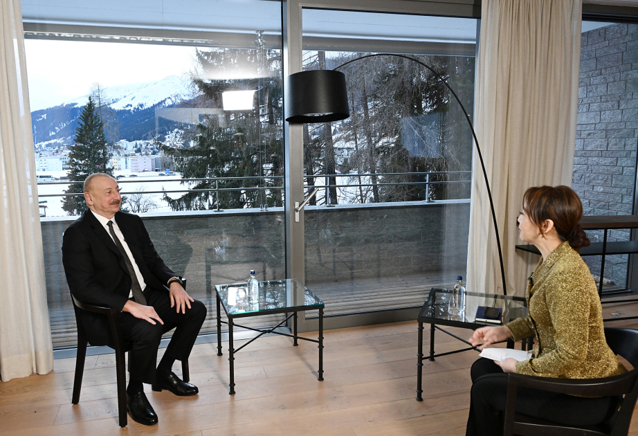 Le président Aliyev accorde une interview à la chaîne de télévision chinoise CGTN