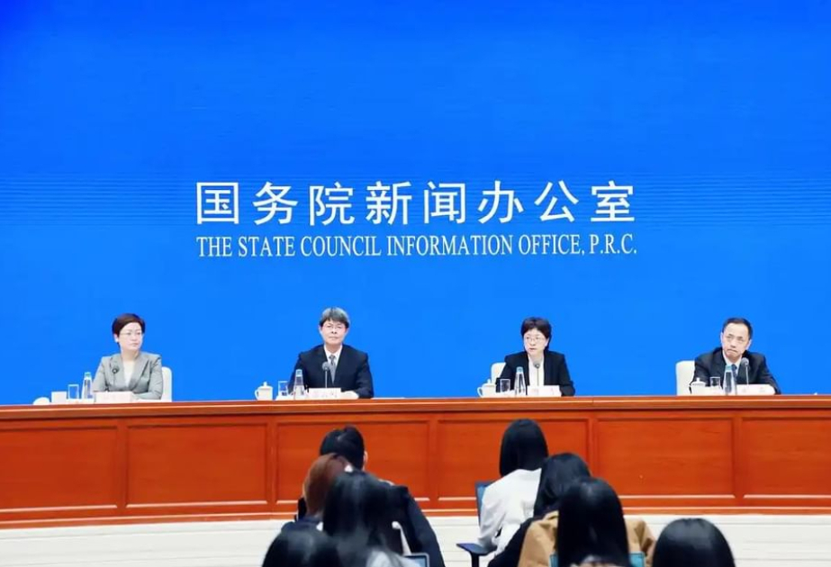 China maintains global leadership in industry for 15th consecutive year