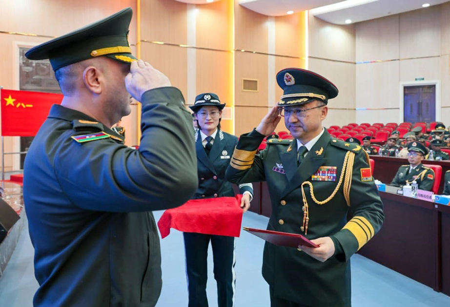 Azerbaijan Army's serviceman graduated from Chinese Army Command College with honors