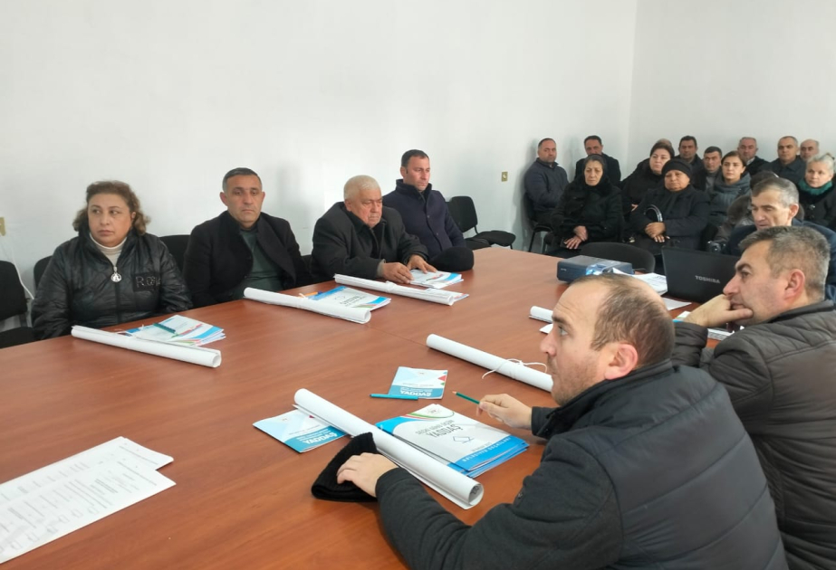 Şəmkirdə məntəqə seçki komissiyalarının üzvləri üçün maarifləndirici treninqlər davam edir
