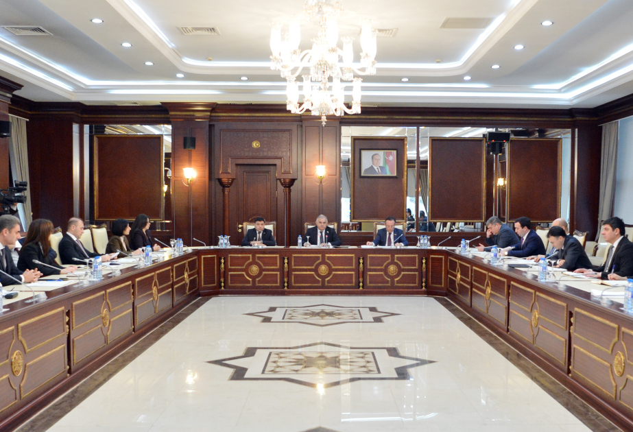 Daha 7 məsələ parlamentin plenar iclasına tövsiyə edilib