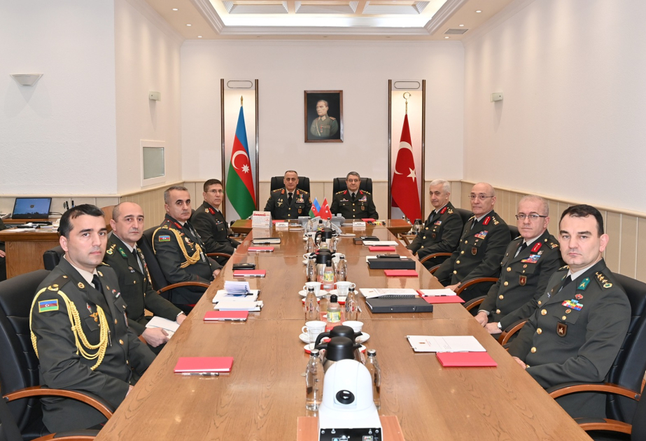 Ankarada Türkiyə ilə Azərbaycan arasında müdafiə sahəsində əməkdaşlıq məsələləri müzakirə olunub