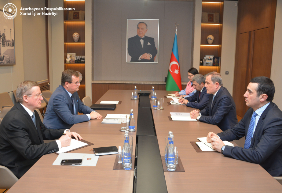 Se realizó el intercambio de opiniones sobre el desarrollo de los lazos bilaterales entre Azerbaiyán y Bielorrusia