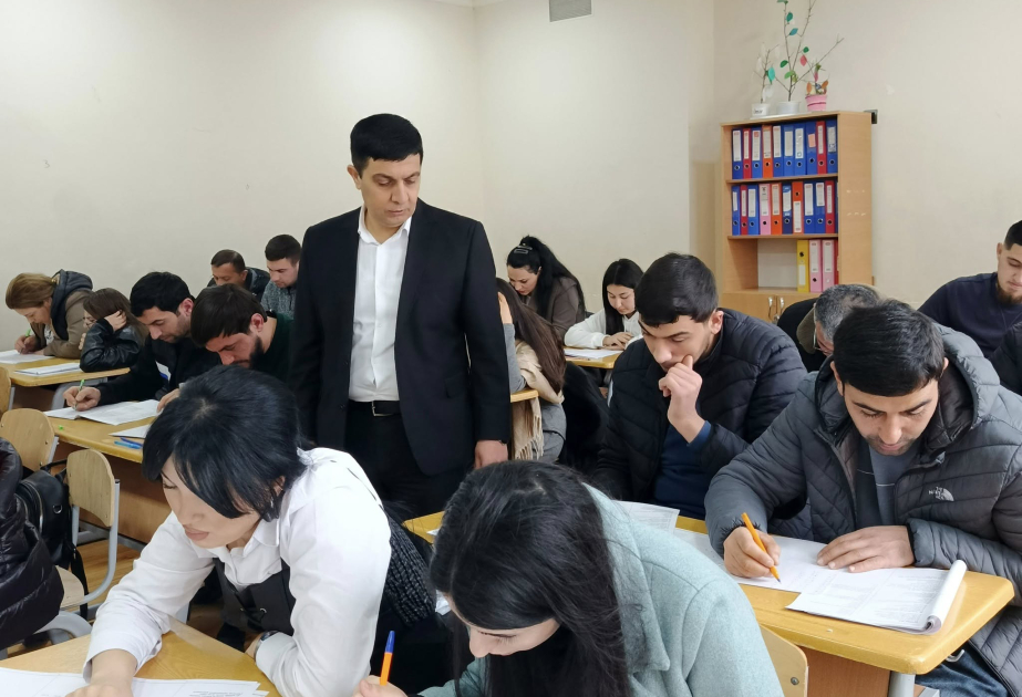 Eksternat imtahanda Şəki-Zaqatala bölgəsi üzrə 378 nəfər biliyini sınayıb