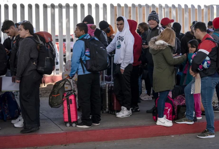 White House: Colombia agrees to Trump's terms on deported migrants from US