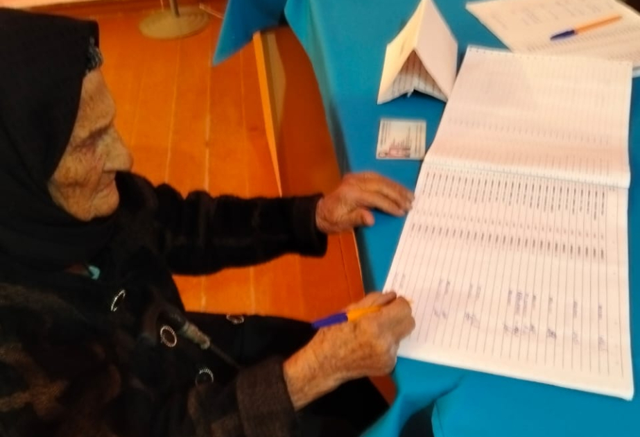 В Имишлинском районе проголосовала 113-летняя избирательница