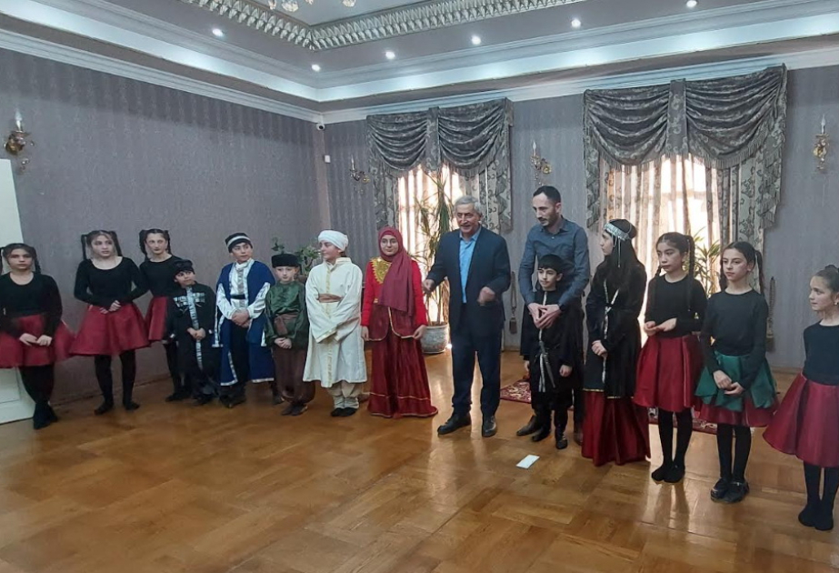 Tbilisidə “Tıq-Tıq xanım” tamaşasının premyerası olub