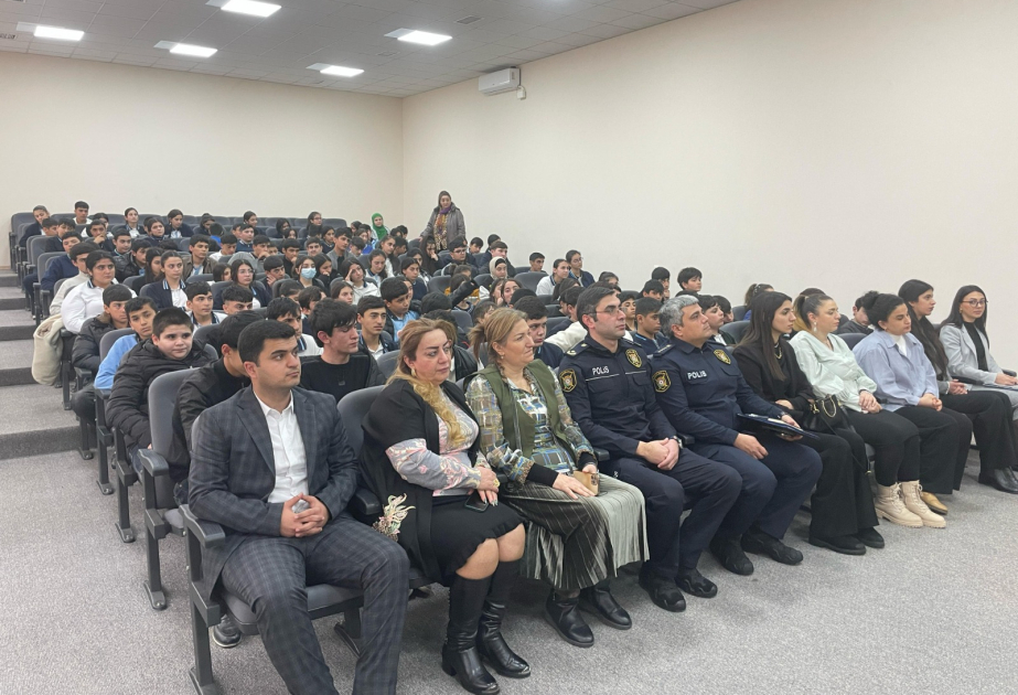 Xankəndidə şagirdlər zərərli vərdişlərin fəsadları barədə məlumatlandırılıb