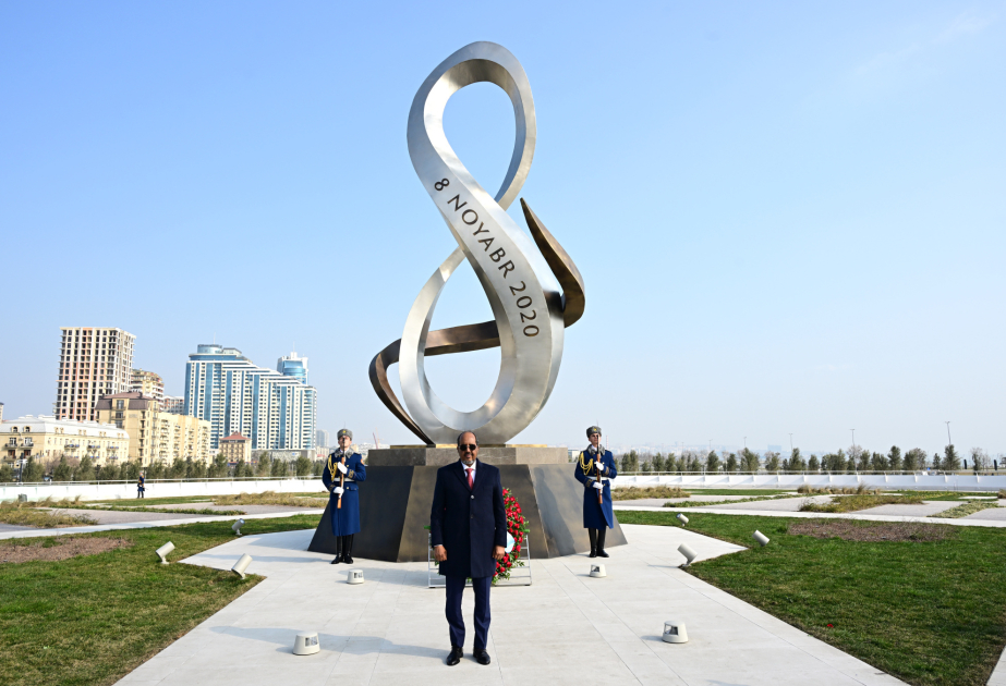 President of Somalia visits Victory Park in Baku