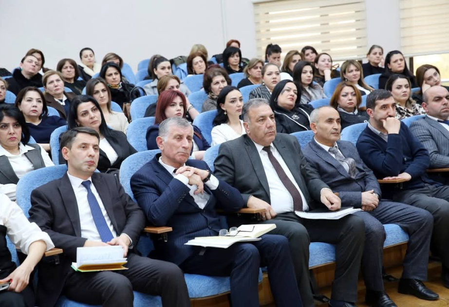 Gəncədə “Sosial media və təhsil” mövzusunda görüşlər davam etdirilir