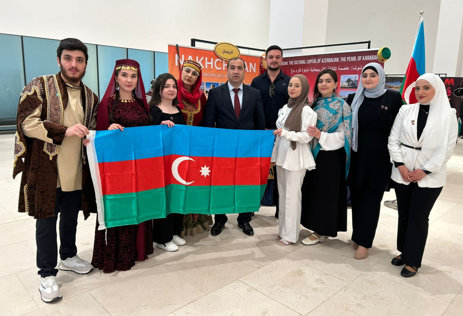 Azərbaycan Küveytdə “Dünya Xalqları Forumu” adlı mədəni tədbirdə təmsil olunub
