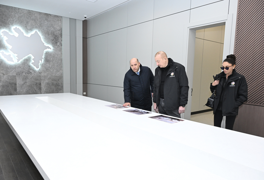 Präsident Ilham Aliyev besichtigt Fortschritt beim Bau des Mugham-Zentrums Aghdam AKTUALISIERT VIDEO