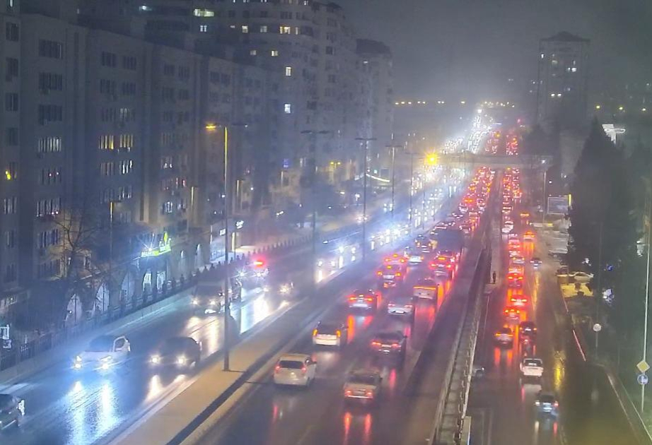 Bakının bəzi yollarında sıxlıq müşahidə olunur