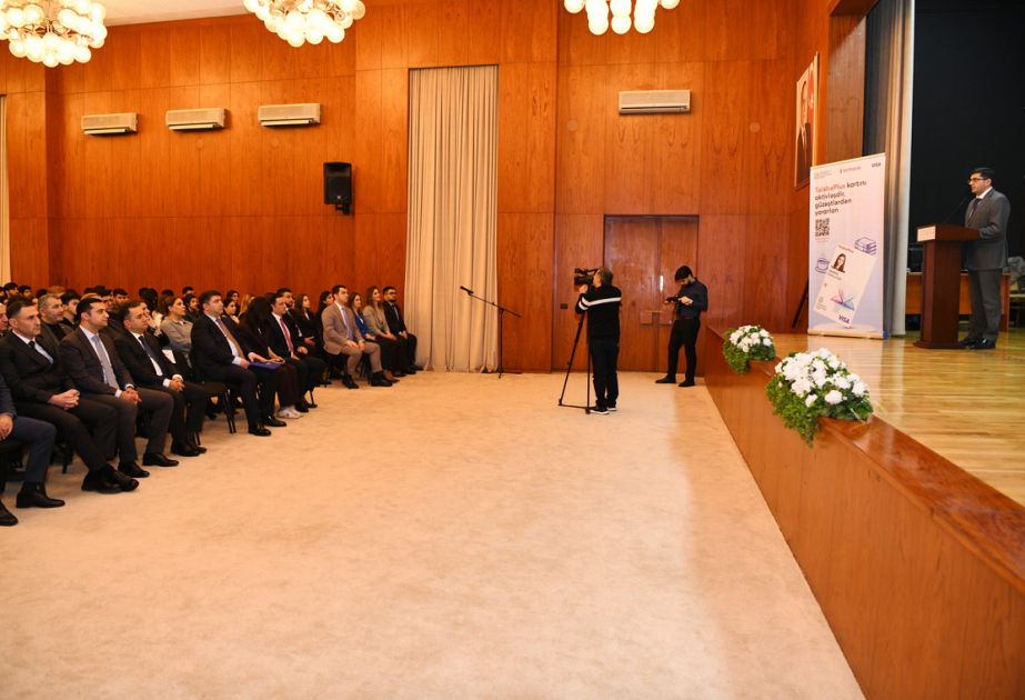 Neft və Sənaye Universitetində “TələbəPlus” kartı ilə bağlı infosessiya keçirilib