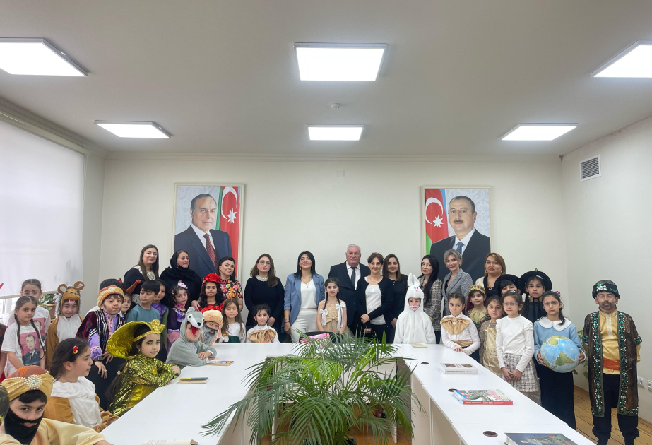 “Məktəb, elm və ədəbiyyat” mövzusunda konfrans keçirilib