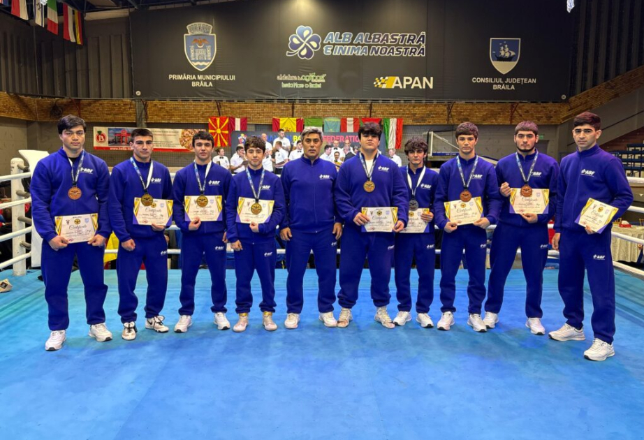 Los boxeadores azerbaiyanos terminaron el torneo Dracula Open con 9 medallas