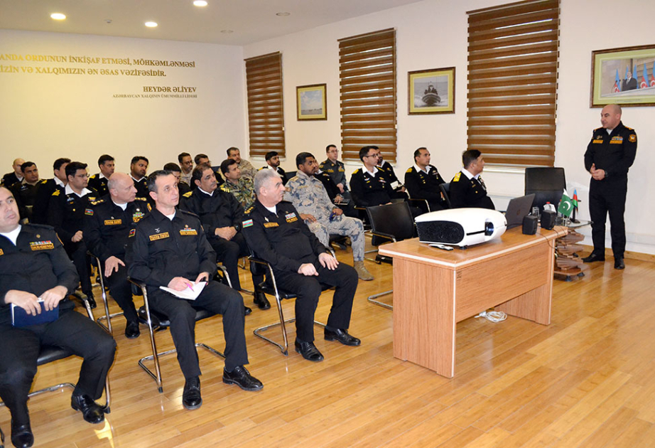 Pakistani delegation visits Azerbaijan Naval Forces