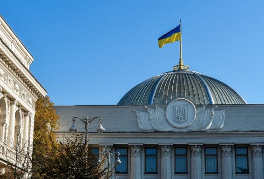 Ali Rada Zelenskinin legitimliyi barədə qanun layihəsini təsdiqləyib