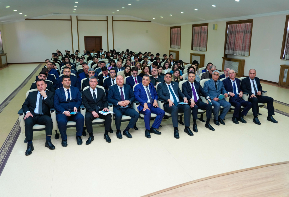 NDU-da innovasiyali iqtisadiyyatda rəqəmsallaşmaya dair elmi-praktiki konfrans keçirilib