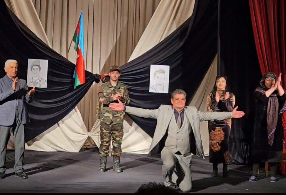Ağdam Dövlət Dram Teatrında “Gecə yarı dönüş” tamaşasının premyerası olub