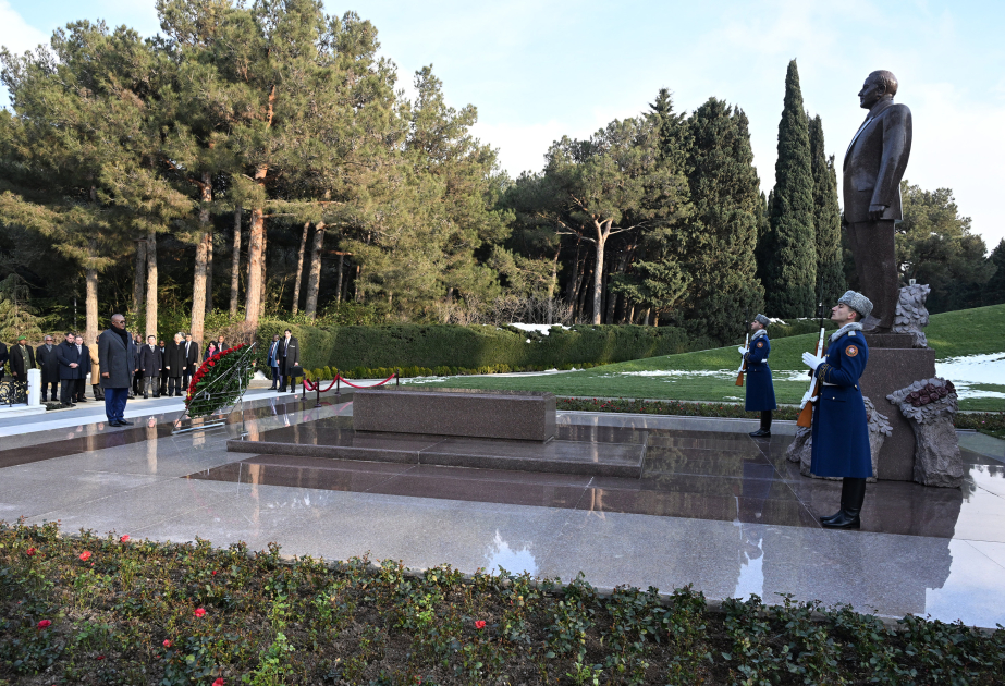 President of Guinea-Bissau pays tribute to National Leader Heydar Aliyev