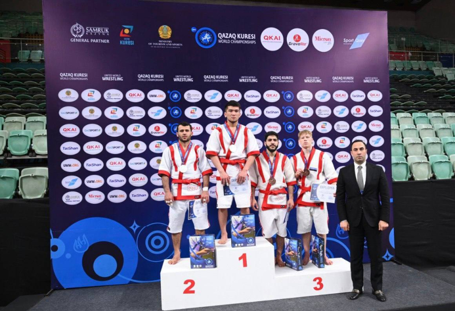 Azerbaijani athletes claim four bronzes in Indian tournament