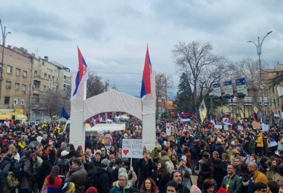 Serbiyada tələbələr yenidən etiraz aksiyası keçiriblər
