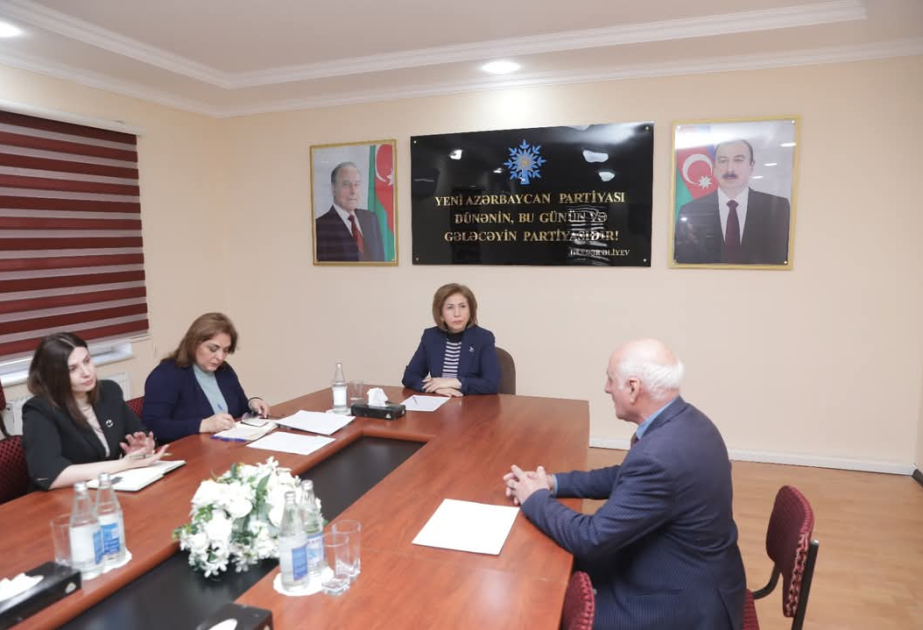 Bahar Muradova Xaçmazda vətəndaşlarla görüşüb