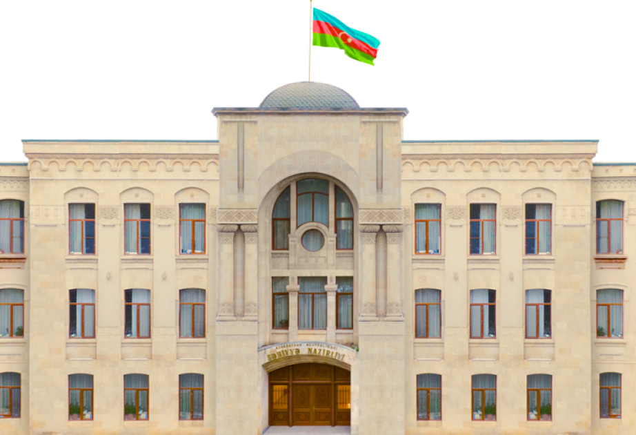 Səhiyyə Nazirliyi özəl tibb fəaliyyəti ilə məşğul olan sahibkarlara müraciət edib