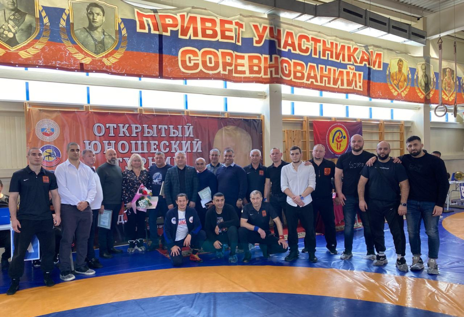 В Хабаровске прошел турнир по греко-римской борьбе в память об известном тренере Тельмане Мамедове