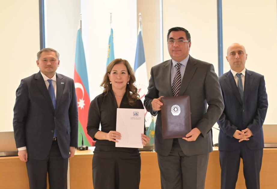 La Escuela Superior de Petróleo de Bakú y la Universidad de Petróleo y Gas de Atyrau firmaron un Memorando de Entendimiento