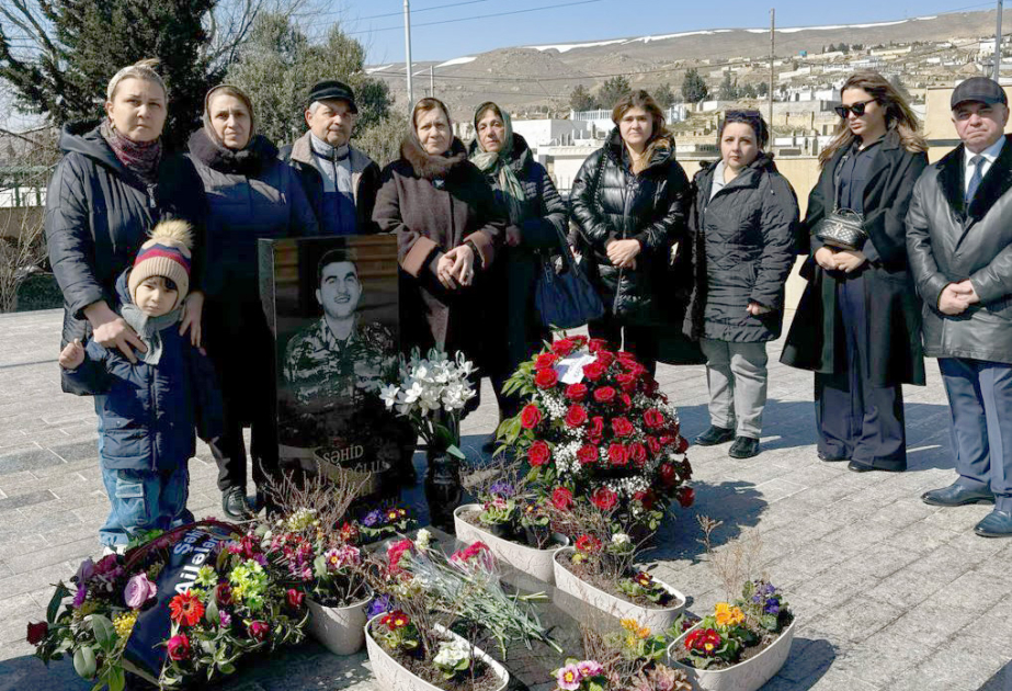 BDU-nun şəhid məzunu Ataməli Musaoğlunun məzarı ziyarət olunub