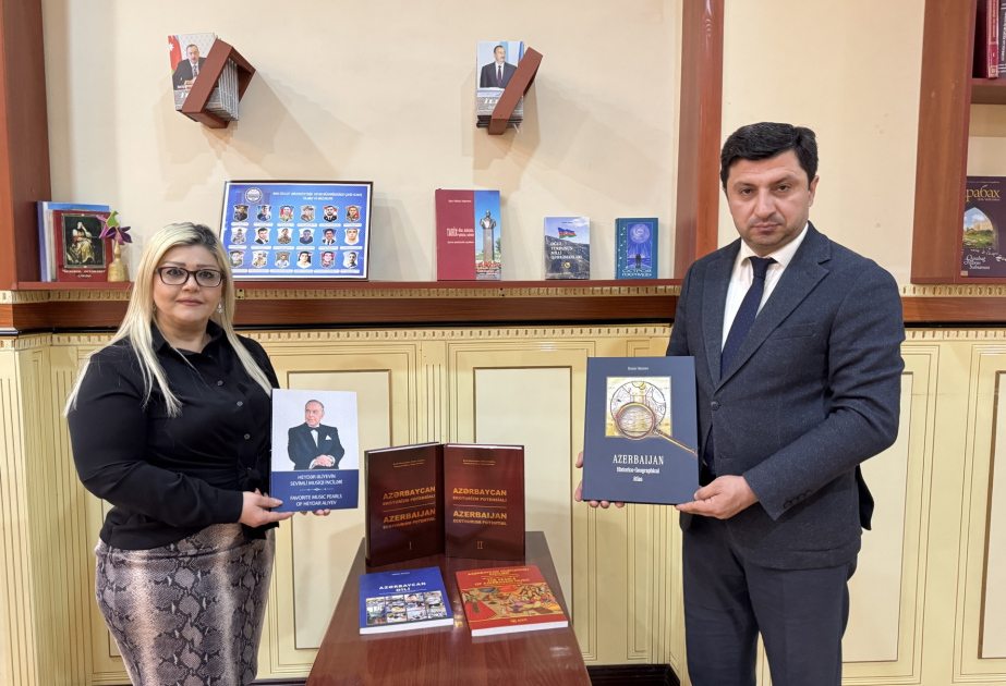 BDU Qars Qafqaz Universitetinin nəzdindəki Heydər Əliyev Təhsil Mərkəzinə və İğdır Azərbaycan Evinə kitablar hədiyyə edib