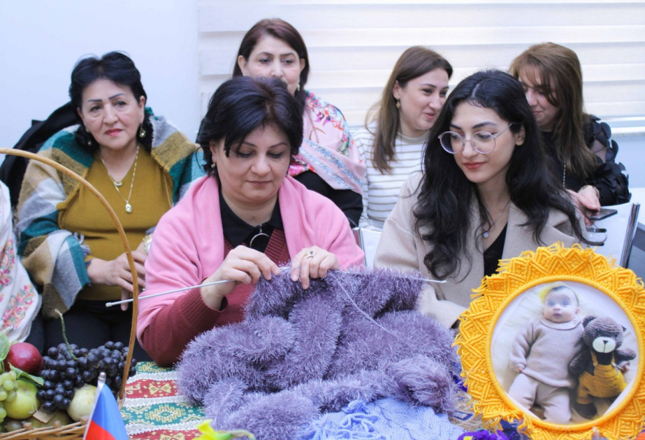 ADAU-da “Xanımların əl işləri” adlı festival keçirilib