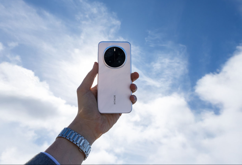 ®  “HONOR Magic7 Pro” smartfonu artıq satışda