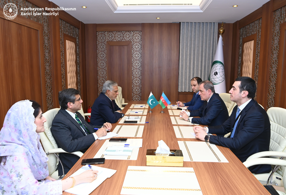 Azerbaijan, Pakistan discuss strategic partnership