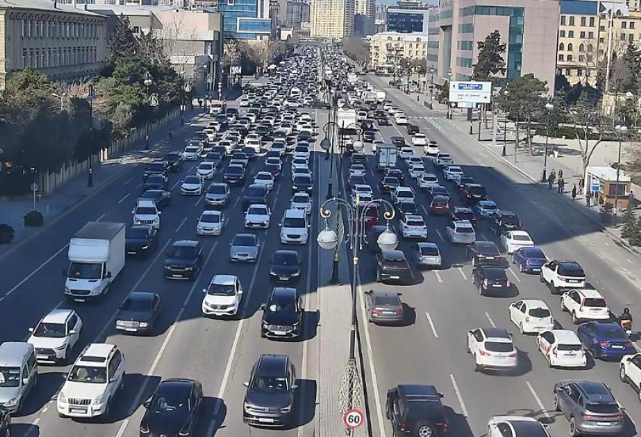 NİİM: Bakıda bəzi yollarda sıxlıq müşahidə edilir