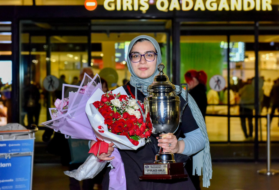 Dünya ikincisi olan Azərbaycan şahmatçısı: Gümüş medalı anama həsr edirəm