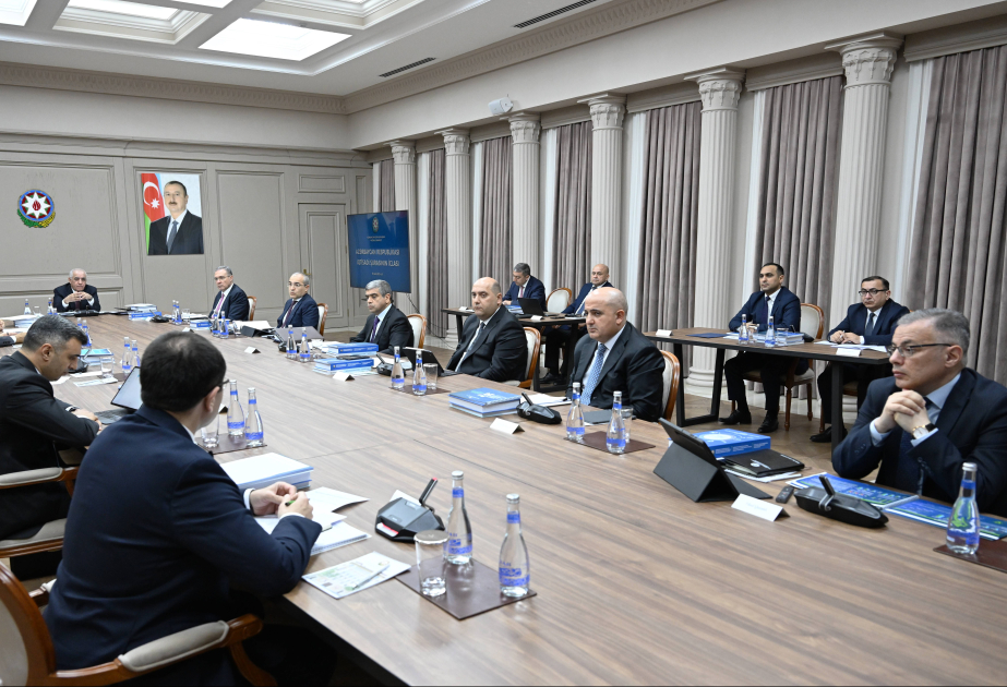 İqtisadi Şuranın növbəti iclası keçirilib