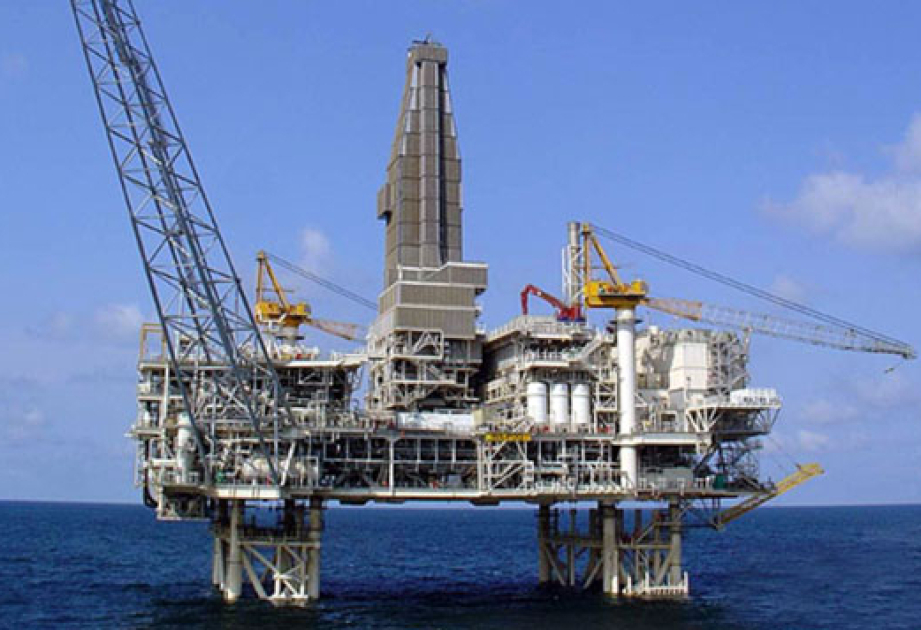 Azerbaijani oil price falls below $73