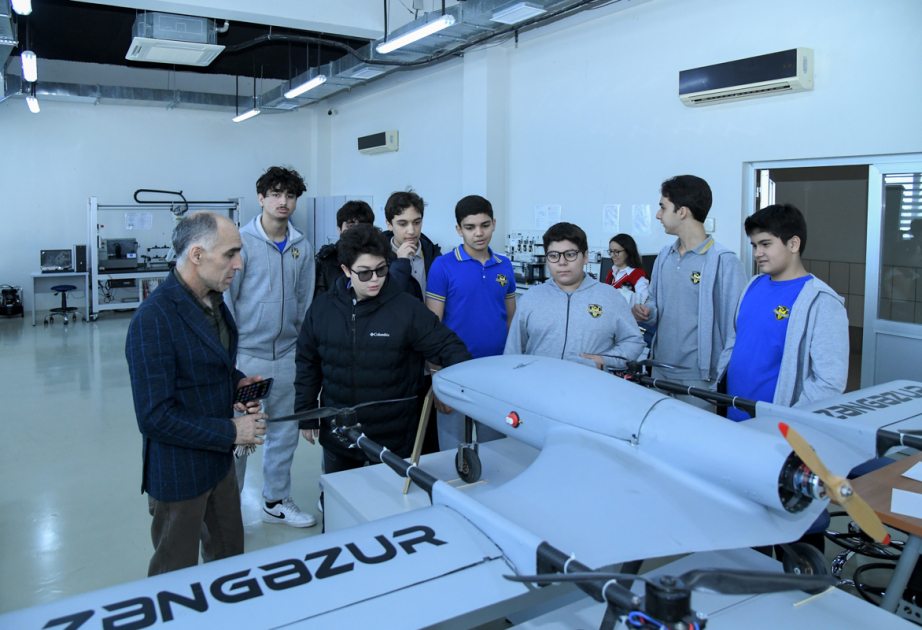 “Oxbridge Academy”nin şagirdləri BMU-da ekskursiyada olublar