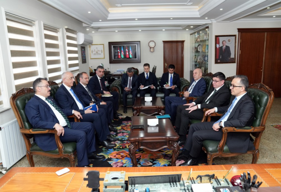 İğdır valisi: Qarşılıqlı səfərlər Azərbaycanla Türkiyə arasında əməkdaşlıq spektrlərinin genişlənməsinə töhfə verir