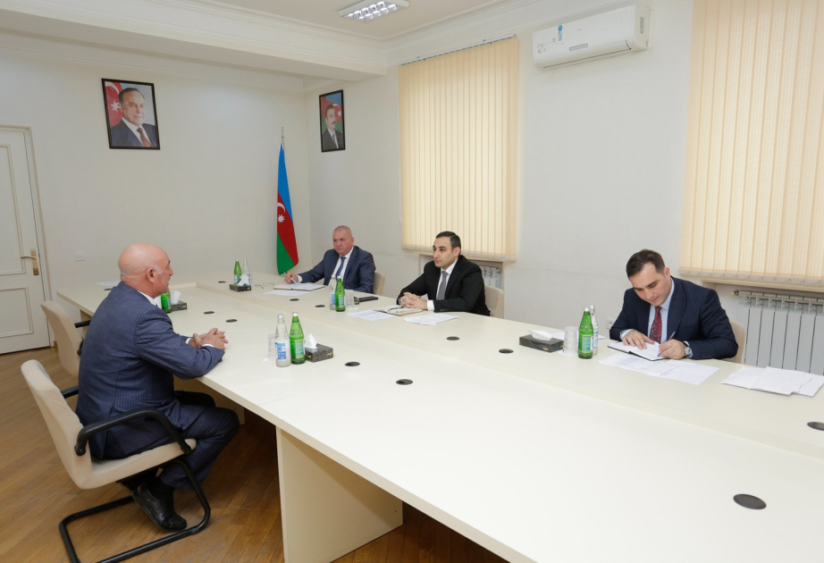 Kənd təsərrüfatı nazirinin müavini Xaçmazda vətəndaşların müraciətlərini dinləyib, təsərrüfatlara baş çəkib