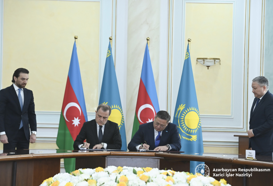Plan de acción para 2025-2026 fue firmado por los Ministerios de Asuntos Exteriores de Azerbaiyán y Kazajistán
