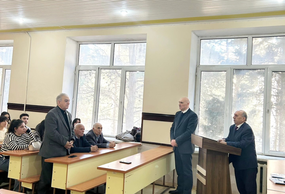 BDU-da petrologiya və filiz geologiyasının aktual problemləri araşdırılır