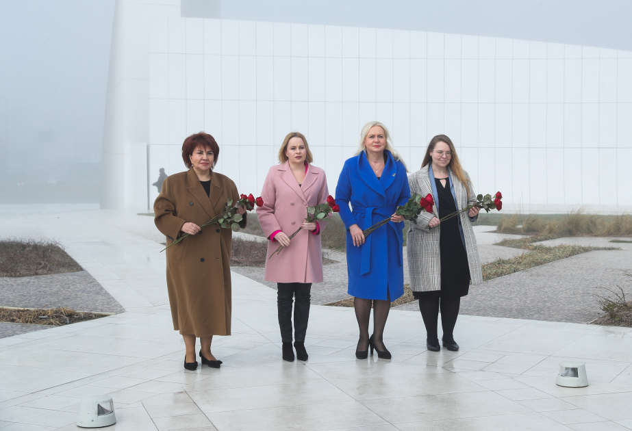 Chair of Estonia-Azerbaijan Parliamentary Friendship Group visits Victory Park in Baku